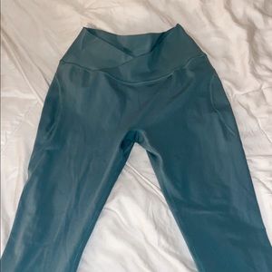 Alphalete surface power leggings